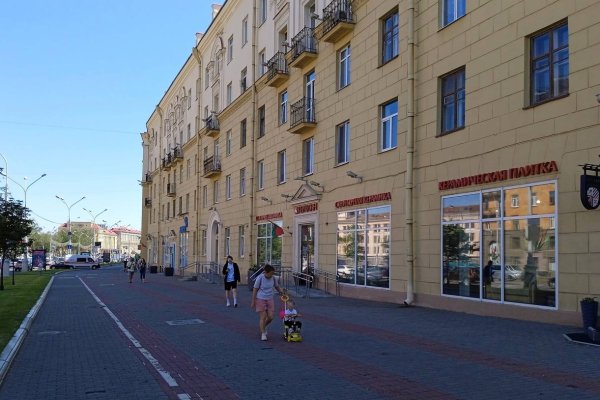 Срочно сдается в аренду торговое помещение в центре города! - фото 1