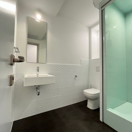 Фотография Собственник сдает в аренду торгово-офисное помещение на 1 этаже, 67.3кв.м. в Советском р-не - фото 8