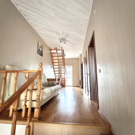 Фотография Сдается 2-х квартирный коттедж на длительный срок - фото 6