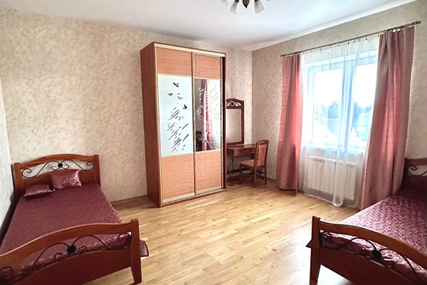 Сдается 2-х квартирный коттедж на длительный срок - фото 8