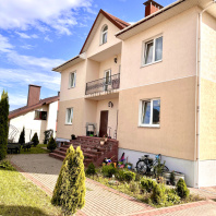 Фотография Сдается 2-х квартирный коттедж на длительный срок - фото 2