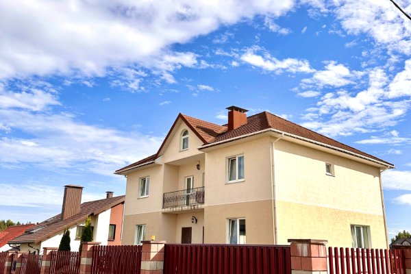 Сдается 2-х квартирный коттедж на длительный срок - фото 1