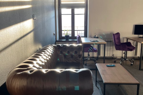 Оборудованные рабочие места для команды в центре Минска - фото 12