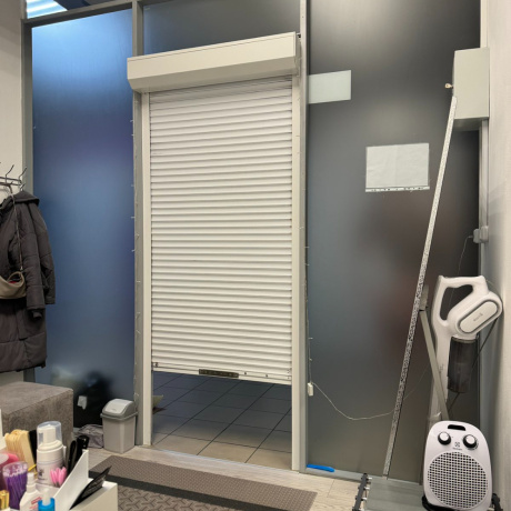 Фотография Помещение торговое 9м возле Комаровки Срочно - фото 7