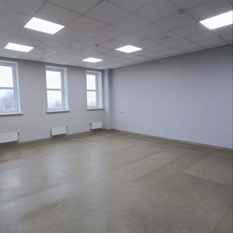 Фотография Офис в аренду в Сенице - фото 1