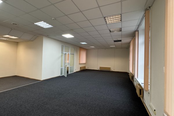 Аренда офисного блока на 1-ом этаже с отдельным входом. - фото 2