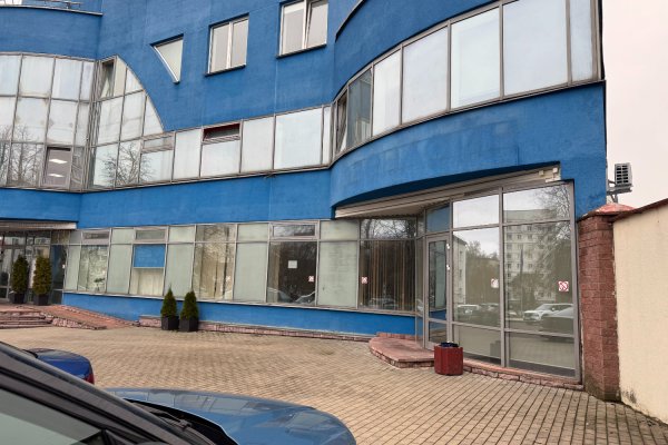 Аренда офисного блока на 1-ом этаже с отдельным входом. - фото 1