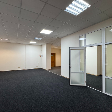 Фотография Аренда офисного блока на 1-ом этаже с отдельным входом. - фото 3