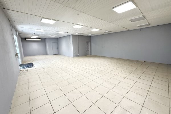 Продажа магазина 116 м2 ул Харьковская 72А - фото 3