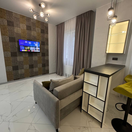 Фотография 2-комнатная квартира по адресу ПОБЕДИТЕЛЕЙ, 115 - фото 2