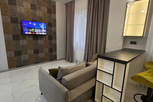 2-комнатная квартира по адресу ПОБЕДИТЕЛЕЙ, 115 - фото 2