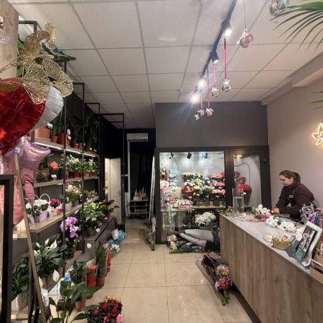 Фотография Сдается в аренду торговое помещение 33 кв.м. - фото 5