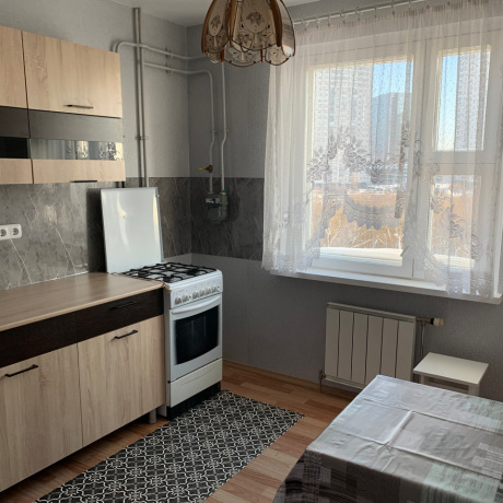 Фотография 2-комнатная квартира по адресу НЕМАНСКАЯ, 15 - фото 1