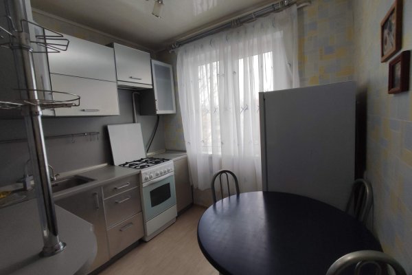 2-комнатная квартира по адресу СЕДЫХ, 46 - фото 7