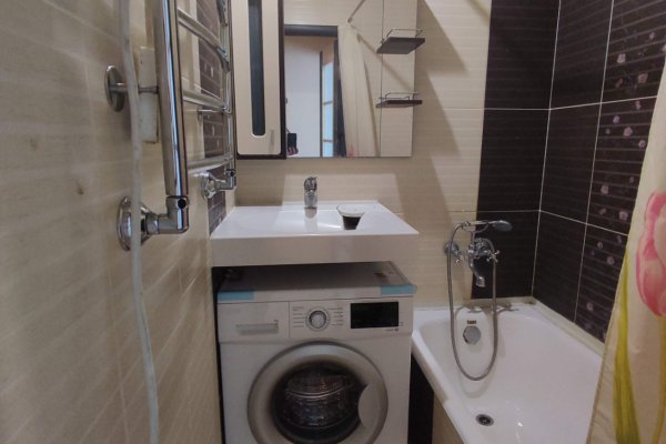 2-комнатная квартира по адресу СЕДЫХ, 46 - фото 4