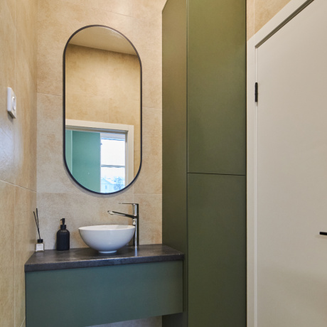 Фотография Продается торговое помещение по улице Аэродромная 16. Дизайнерский ремонт. Площадь 70.3 кв.м. Отдельный вход.  Хорошие подъездные пути  - фото 11