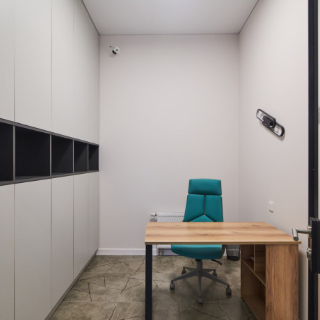 Фотография Продается торговое помещение по улице Аэродромная 16. Дизайнерский ремонт. Площадь 70.3 кв.м. Отдельный вход.  Хорошие подъездные пути  - фото 7