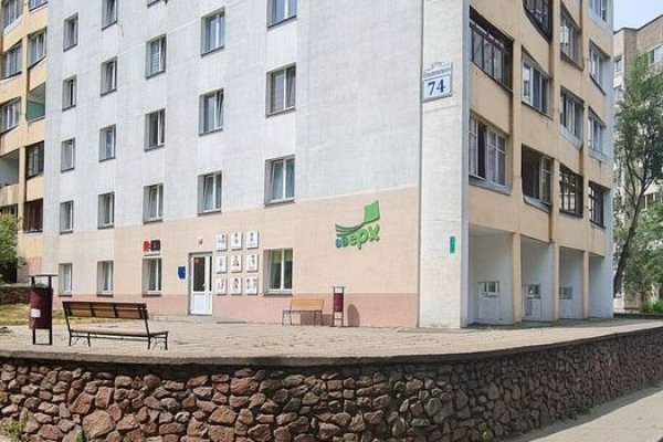 Помещение с отдельным входом с универсальным назначением - фото 1