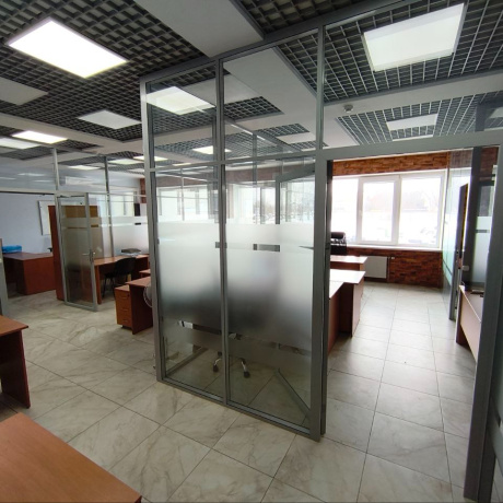 Фотография Офисное помещение  в аренду - фото 4