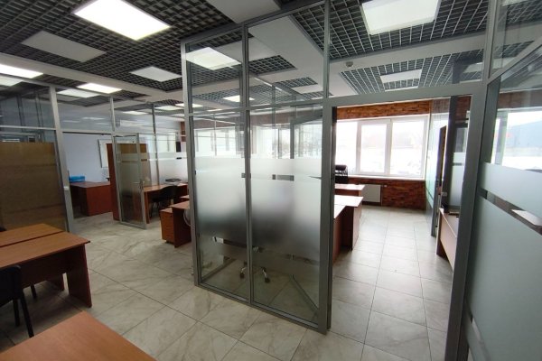 Офисное помещение  в аренду - фото 4