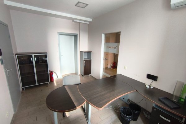 Офисное помещение  в аренду - фото 17