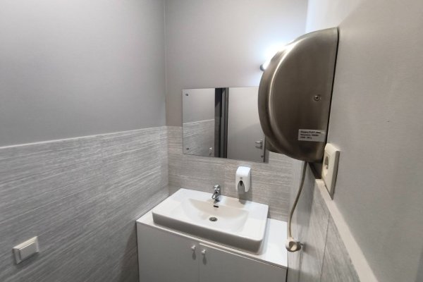 Офисное помещение  в аренду - фото 9