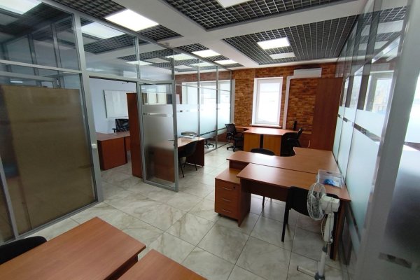 Офисное помещение  в аренду - фото 2