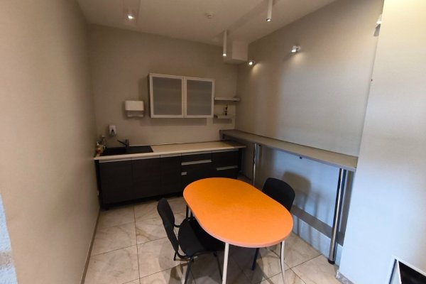 Офисное помещение  в аренду - фото 7