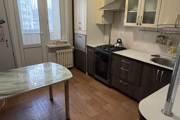 3-комнатная квартира по адресу Фрунзенская, 41к 2 - фото 1