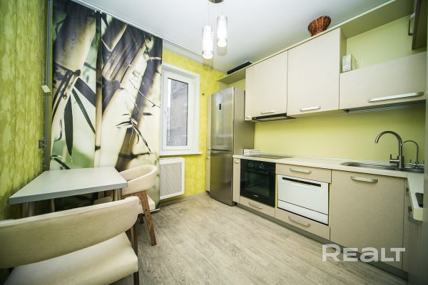 4-комнатная квартира по адресу Шаранговича, 80 - фото 1