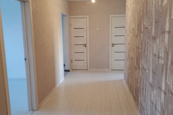 3-комнатная квартира по адресу КАРПОВИЧА, 1 - фото 1