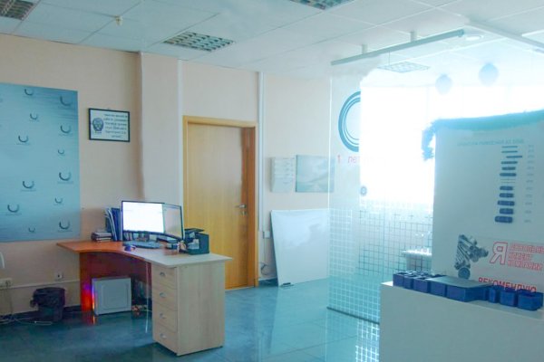 Сдается стильный меблированный офис в БЦ &laquo;Анкор&raquo; Партизанский 178. Два машиноместа включены в стоимость. - фото 6