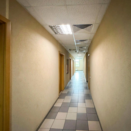 Фотография Сдается стильный меблированный офис в БЦ &laquo;Анкор&raquo; Партизанский 178. Два машиноместа включены в стоимость. - фото 16