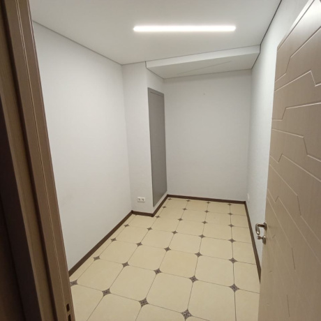 Фотография Сдается в долгосрочную аренду помещение под офис, мастерскую, салон или склад. - фото 5