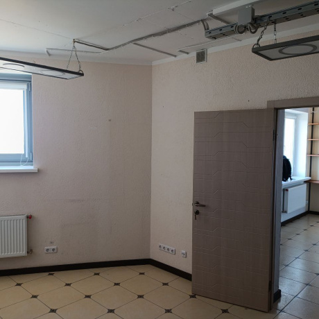 Фотография Сдается в долгосрочную аренду помещение под офис, мастерскую, салон или склад. - фото 7