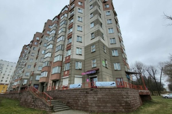 Административно-торговое помещение в Лошице - фото 1