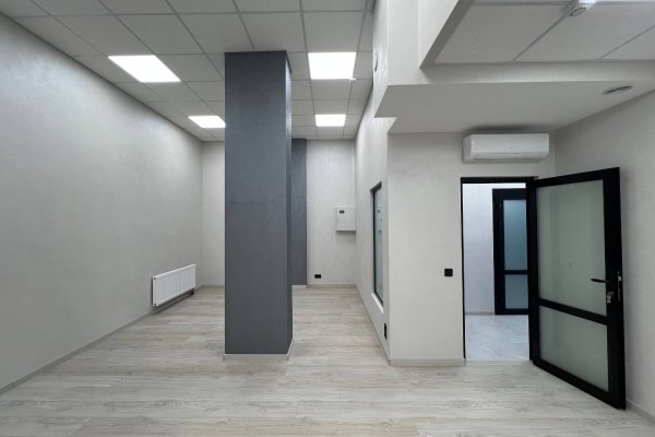 Продажа торговых помещений от 92,8 до 186,5 м&sup2; с ремонтом и отдельным входом - фото 13