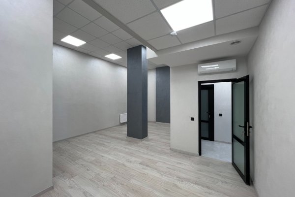 Продажа офисных помещений от 92,8 до 186,5 м&sup2; с ремонтом и отдельным входом - фото 12