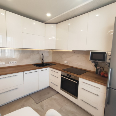 Фотография 3-комнатная квартира по адресу Ельских, 2 - фото 1