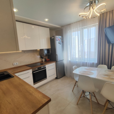 Фотография 3-комнатная квартира по адресу Ельских, 2 - фото 2