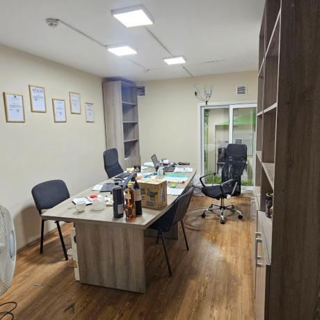 Фотография Помещение под офис общей площадью 150 м.2.Класс B+.Центр ул.к.Чорного 25. - фото 8