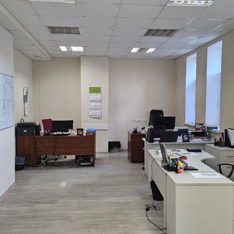 Фотография Помещение под офис общей площадью 150 м.2.Класс B+.Центр ул.к.Чорного 25. - фото 1