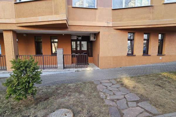 Помещение под офис общей площадью 150 м.2.Класс B+.Центр ул.к.Чорного 25. - фото 11