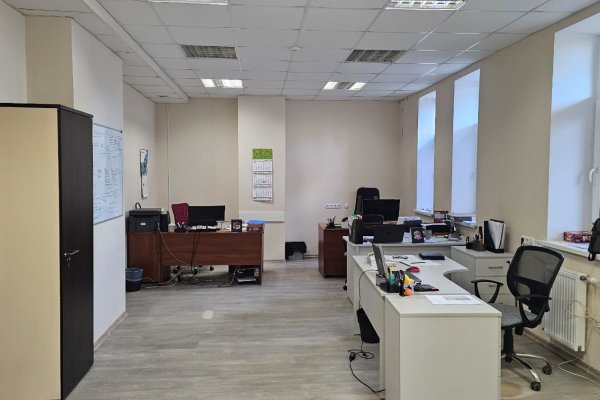 Помещение под офис общей площадью 150 м.2.Класс B+.Центр ул.к.Чорного 25. - фото 1