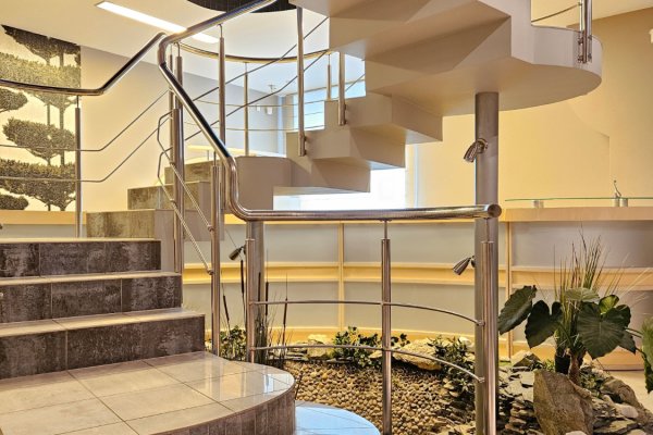 Дизайнерский офис в бизнес-центре на Мележа - фото 3