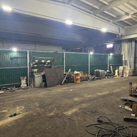 Фотография Помещение для грузового СТО (522,6 м2) на ул. Бабушкина (Колядичи). 5 грузовых боксов и 3 ямы - фото 7