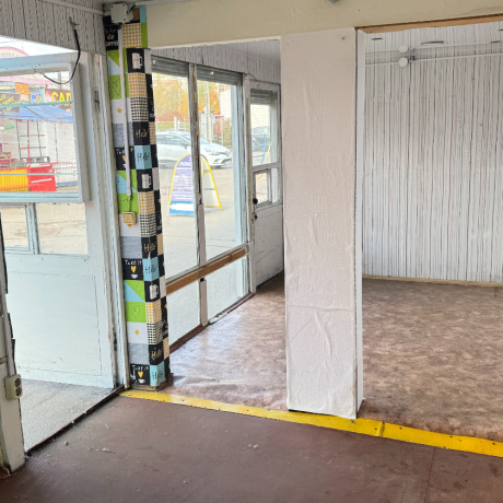 Фотография Сдаются в аренду павильоны для торговли, оказания услуг, под склад  от 4 кв.м. - фото 4