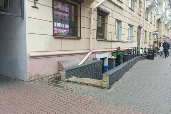 Торговое помещение в центре с арендаторами, недалеко от вокзала. - фото 1