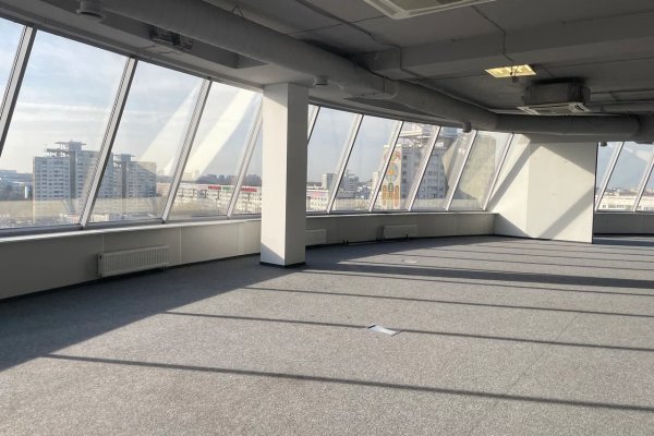 Офис 300 кв.м в БЦ «DANA CENTER», м.Восток, проспект Независимости - фото 2