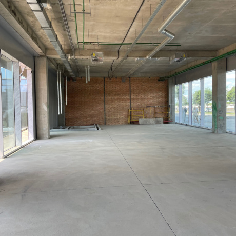 Фотография Торговые помещения от 120 до 260 кв.м в центре, просп.Победителей - фото 4